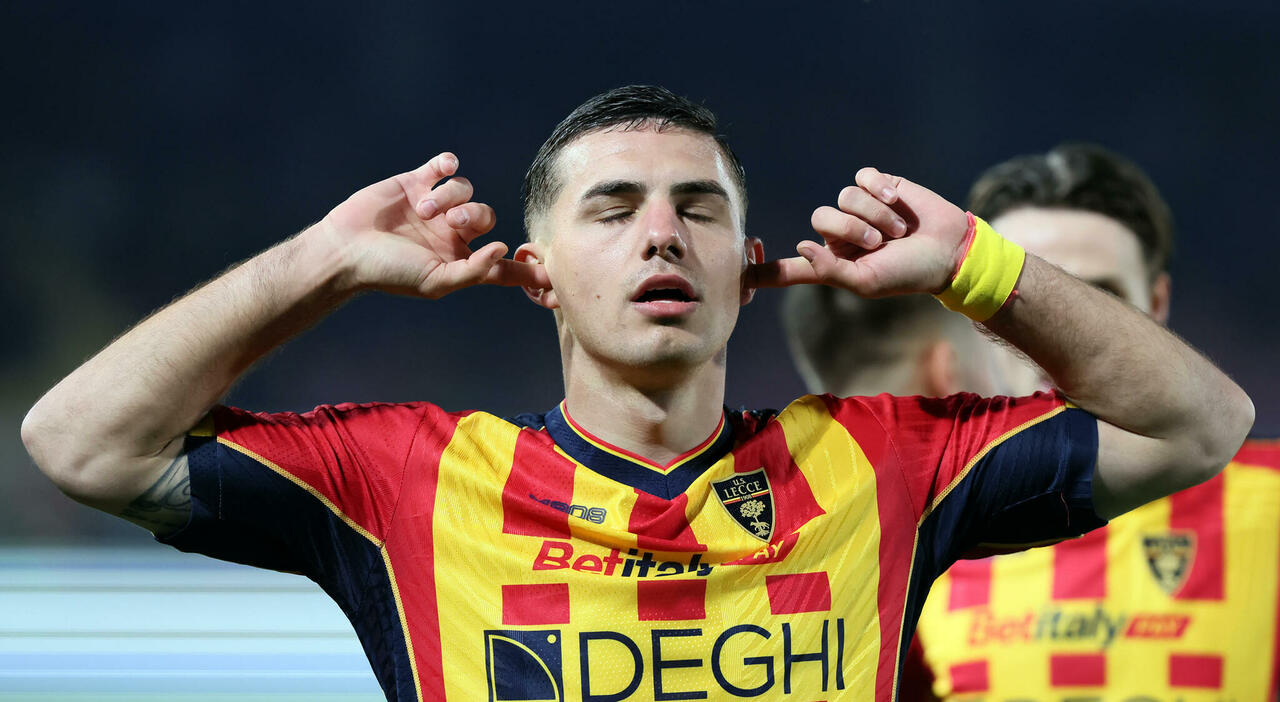 Atalanta have signed 25-year-old Montenegrin striker Niko...