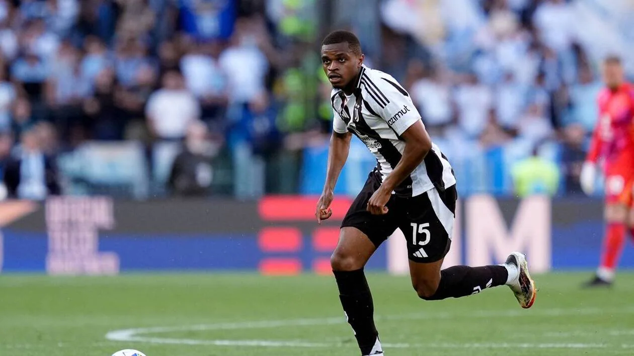 “Nyukasl” 25 yaşlı müdafiəçi Pyer Kalulü üçün 30 milyon avroluq təklif hazırlayır