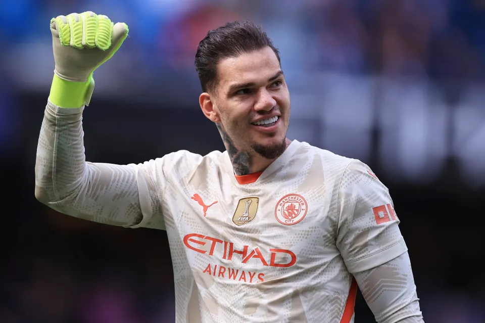 Barselona da Edersonu istəyir