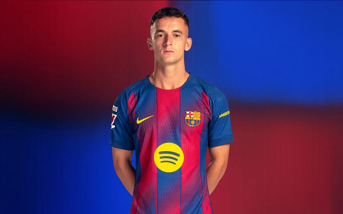 Manchester United establish contact over Marc Casado move